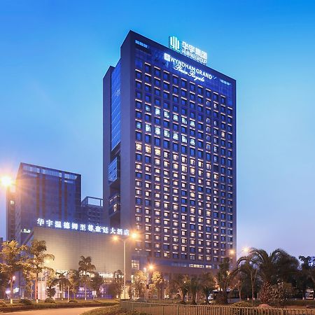 Wyndham Grand Plaza Royale Huayu Chongqing Hotel Buitenkant foto