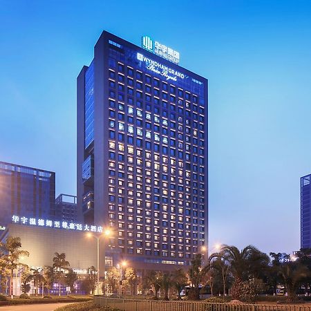 Wyndham Grand Plaza Royale Huayu Chongqing Hotel Buitenkant foto