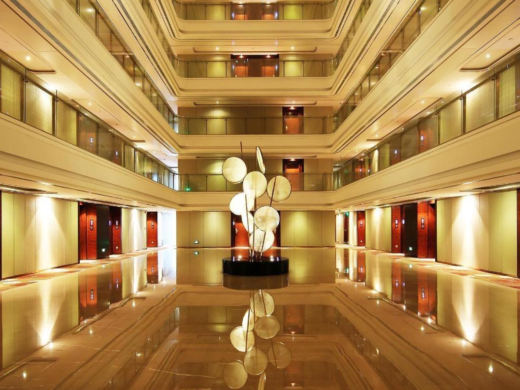 Wyndham Grand Plaza Royale Huayu Chongqing Hotel Buitenkant foto