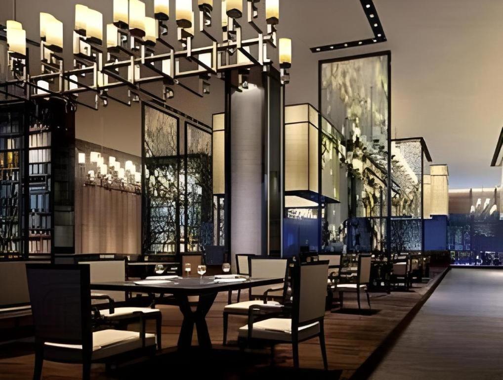 Wyndham Grand Plaza Royale Huayu Chongqing Hotel Buitenkant foto