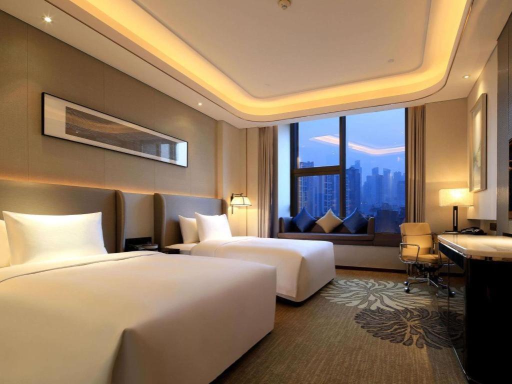 Wyndham Grand Plaza Royale Huayu Chongqing Hotel Buitenkant foto