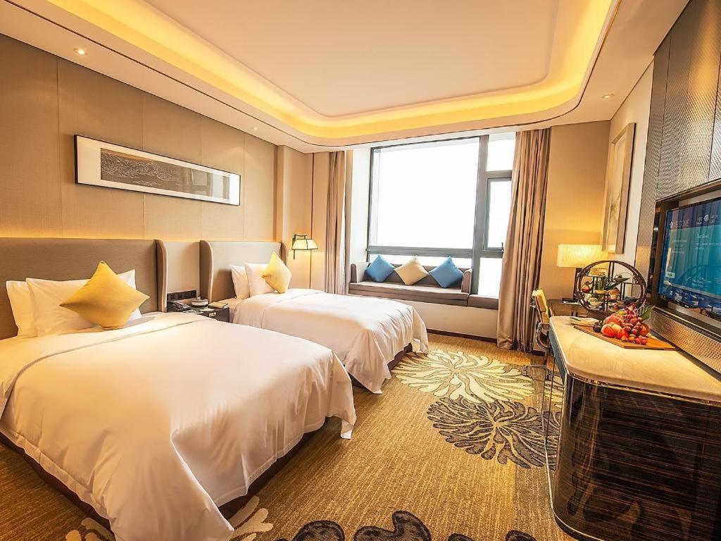 Wyndham Grand Plaza Royale Huayu Chongqing Hotel Buitenkant foto
