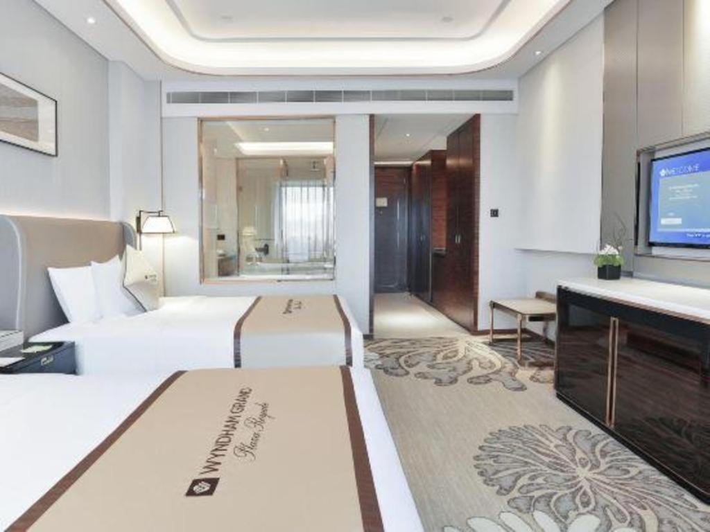 Wyndham Grand Plaza Royale Huayu Chongqing Hotel Buitenkant foto