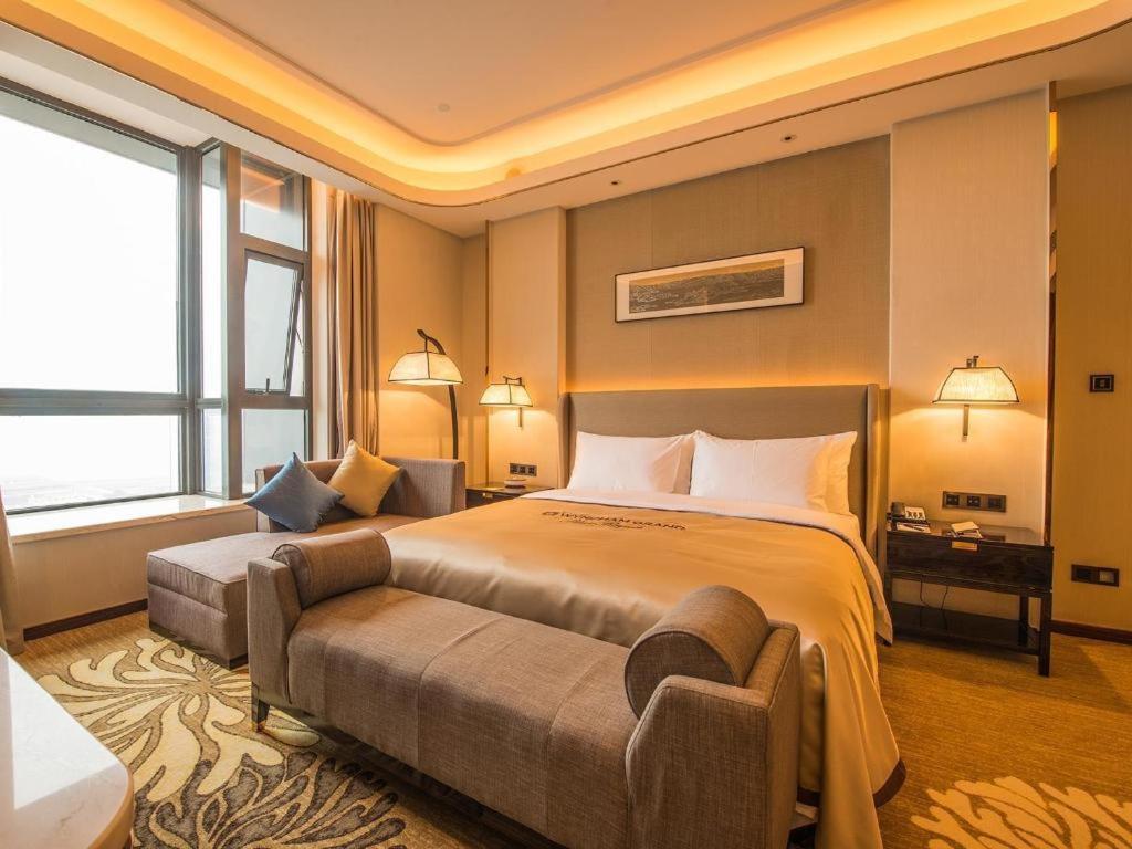 Wyndham Grand Plaza Royale Huayu Chongqing Hotel Buitenkant foto