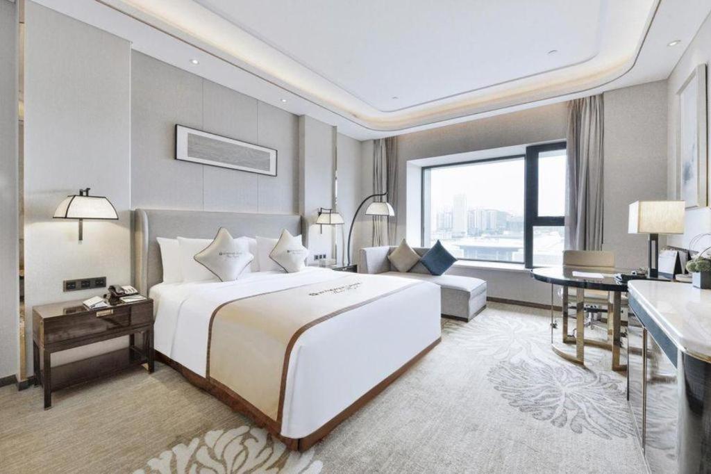 Wyndham Grand Plaza Royale Huayu Chongqing Hotel Buitenkant foto